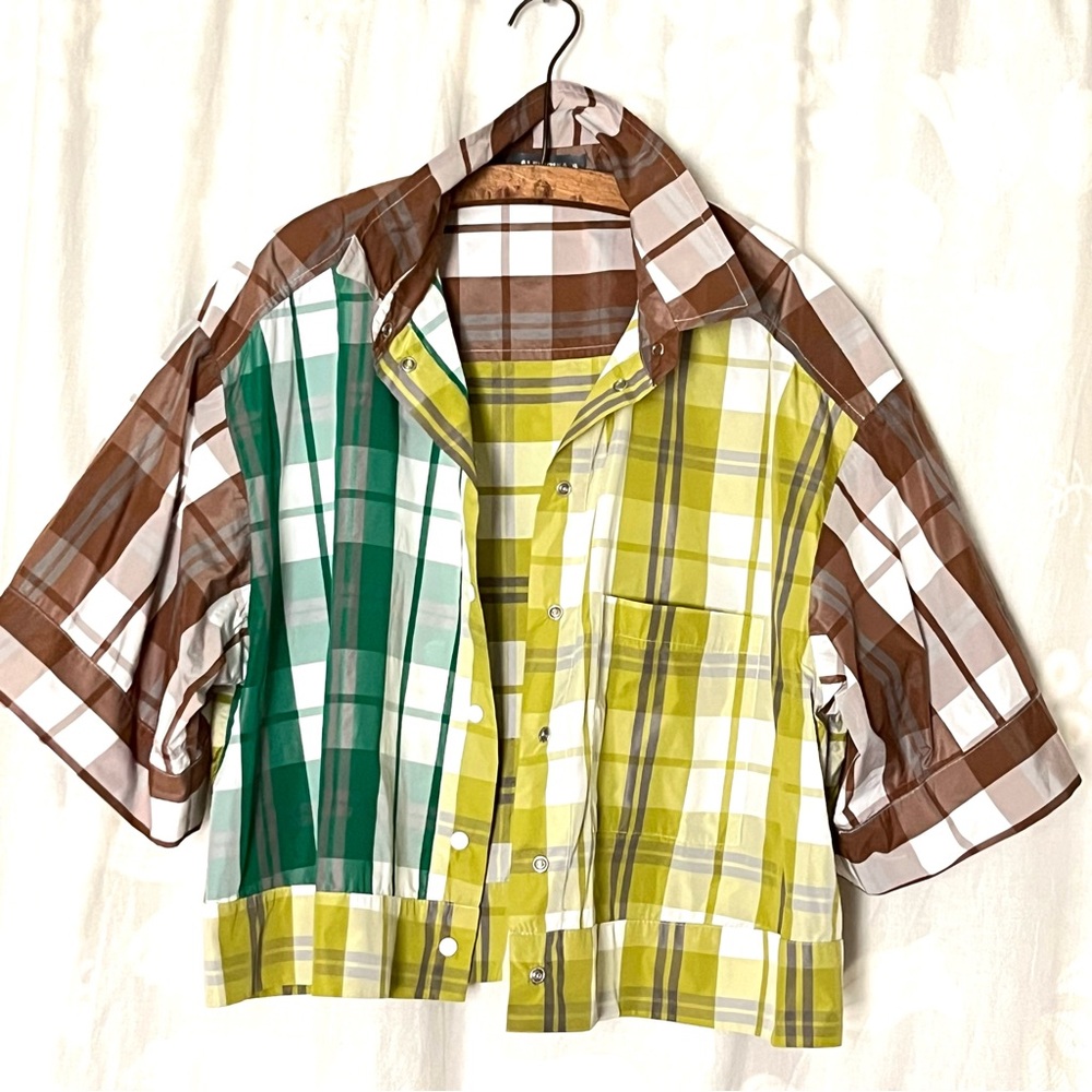 Alembika Cropped, Boxy,  Plaid Jacket